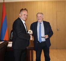 Մարզպետ Սեդրակ Թևոնյանն ընդունել է Ֆրանսիա&ndash;Հայաստան բարեկամական խմբին 